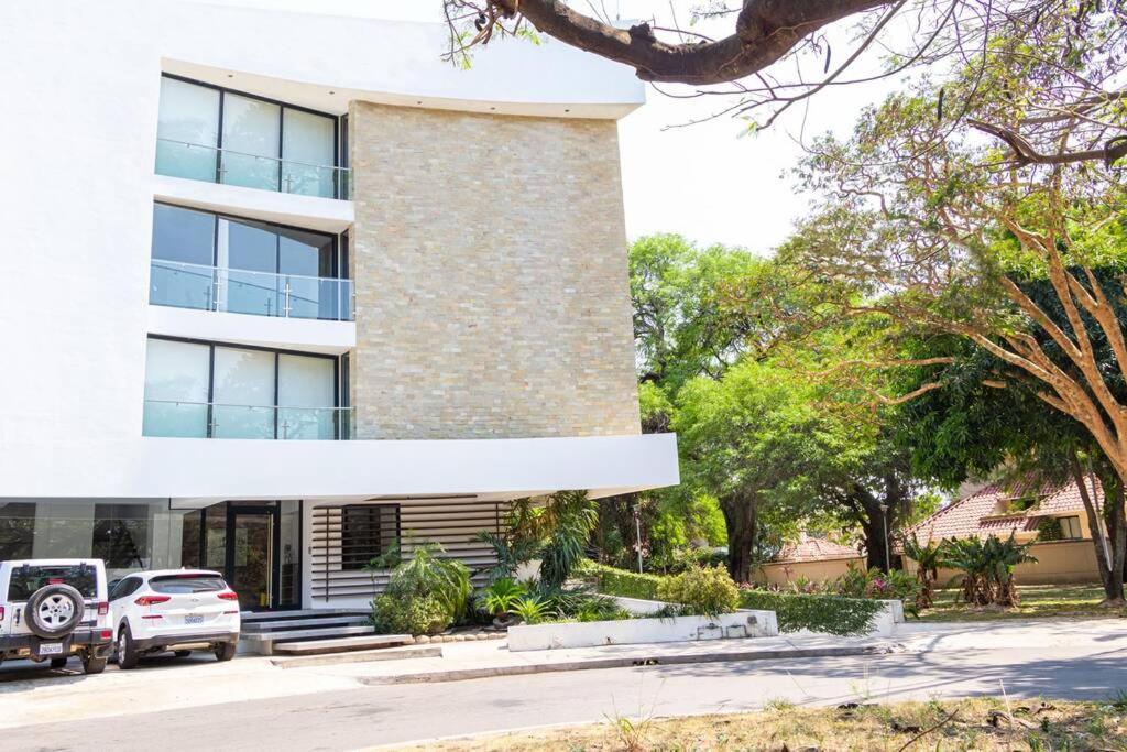 Luxurious Stay At Modern Apartment Santa Cruz de La Sierra Dış mekan fotoğraf